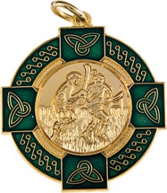 Enamel Hurling Medal Green 33mm - Gold & Silver 