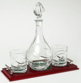 Crystal Decanter and 2 Crystal Whiskey Glasses inc Wooden Tray